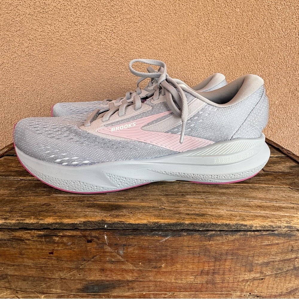 Brooks Adrenaline GTS 24 Women’s Running Shoe